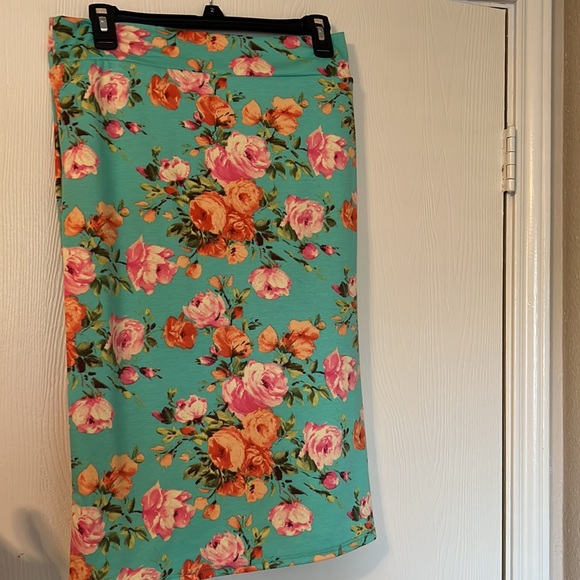 SOLD - Azules Floral Orange/Pink/Teal Pencil Skirt Medium Mint Green Peony Rose - Picture 3 of 5